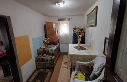 Casă pe plan parter, cu teren aferent de 6500mp, situată în Stanesti