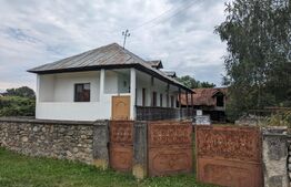 Casa si Teren, 1700mp, zona Iezureni