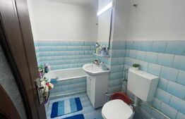 Apartament 3 camere, decomandat, zona 9Mai