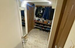 Apartament cu 3 camere, etajul 1, Plopilor