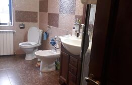 Casa 4 camere, 230mp, cartier Barsesti