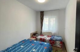 Apartament 3 camere, decomandat, etajul 2,  Zona Mall