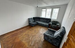 Apartament 3 camere, decomandat, etajul 4, zona Debarcader