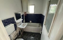 Apartament 3 camere, decomandat, etajul 4, zona Debarcader