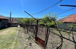 Casa renovabila de vanzare situata intr-o zona linistita in comuna Balanesti