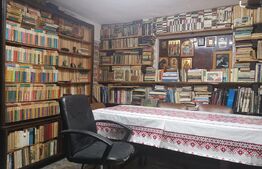 Casa de vacanta 215 mp si 4000 mp teren, zona Lelesti