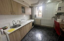 Apartament 3 camere, 70 mp , zona 8 Mai