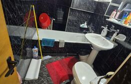 Apartament 3 camere, semidecomandat, zona Republicii