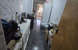 Apartament 3 camere, semidecomandat, zona 8 Mai