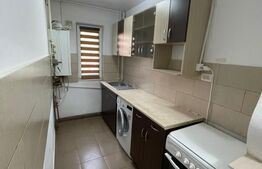 Apartament 2 camere, decomandat, zona 9 Mai