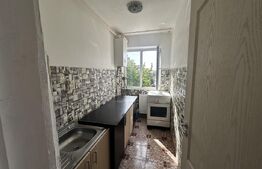 Apartament 3 camere semidecomandat, zona Olari 
