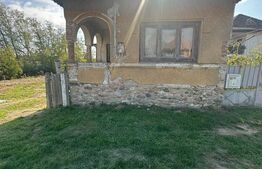 Casa la iesire din oras, zona Dragoieni