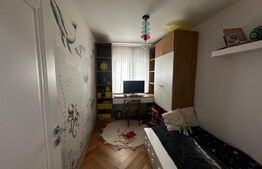Apartament 3 camere, decomandat, 60mp, zona 9 Mai
