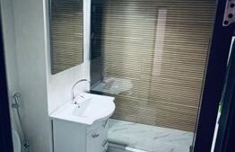 Apartament 3 camere, 80 mp, decomandat, zona Centrala