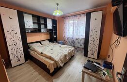 Apartament  de vanzare, cu 2 camere, decomandat, zona LPS