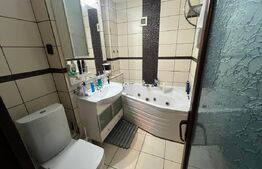 Apartament  de vanzare, cu 2 camere, decomandat, zona LPS