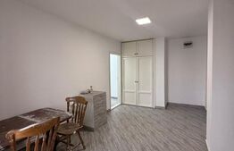 Apartament cu 3 camere, 76 mp, decomandat, zona Centrala