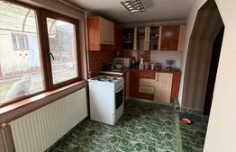 Casa de vanzare, cu 3 camere, 90 mp + teren de 1150 mp, zona Păltiniș