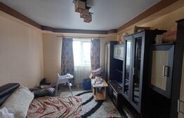 Apartament 2 camere, 40 mp, decomandat, zona Plopilor