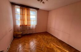 Apartament spatios de 3 camere, 72 mp, etaj 3, zona Garofitei