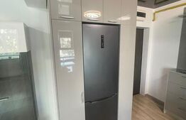 Apartament cu 2 camere, 50 mp, etaj 2, zona Centrala 