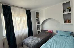 Apartament de vanzare, cu 2 camere, 56 mp, zona Debarcader