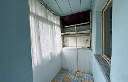 Apartament cu 2 camere, decomandat, 50 mp, etaj 1, zona Mall