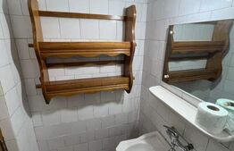 Apartament de închiriat, generos cu 3 camere, 80 mp, în zona Centrală 