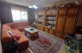 Apartament de închiriat, cu 3 camere, 60 mp, zona AJOFM