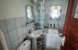 🏡 Casă de vânzare în Slobozia, Târgu-Jiu – teren generos, utilități complete