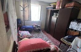 🏡 Casă de vânzare în Slobozia, Târgu-Jiu – teren generos, utilități complete