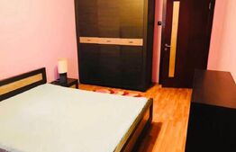 Apartament de vanzare, cu 3 camere, zona centrala 