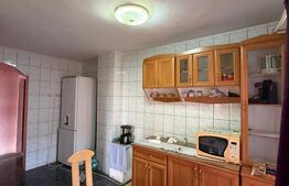 Apartament cu 3 camere, 70 mp, decomandat, Castelul de Apa
