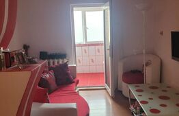 Apartament de vanzare, cu 3 camere, 70 mp, zona Revolutiei