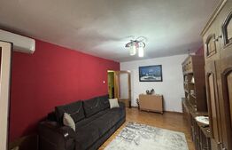 Apartament de vanzare, cu 3 camere, decomamdat, zona Progresului 