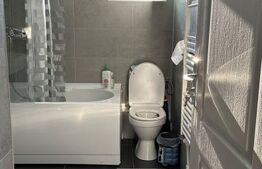 Apartament de inchiriat, cu 2 camere, 50 mp, bloc nou, decomandat, zona Sisesti