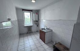 Apartament 3 camere, decomandat, Etajul 3
