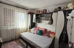 Apartament cu 3 camere, 65 mp, etaj 3, zona 9 Mai