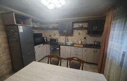 Casa de vanzare in zona Pandurasu