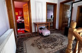 Casa P+1+M de vanzare