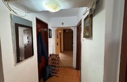 Apartament cu 3 camere, 45 mp, zona 23 August
