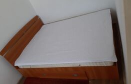 Apartament cu 2 camere, semidecomandat, zona 9 Mai