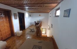 Casa plan parter plus etaj cu 6 camere, 250 mp si 2400 mp teren, zona Pestisani