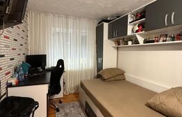 Apartament cu 3 camere, etajul 1, zona-Comuna din Paris