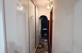 Apartament cu 3 camere, etajul 1, zona-Comuna din Paris