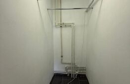 Apartament cu 3 camere, decomandat, 70 mp, etaj 2