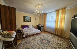 Apartament spatios in vila, 6 camere, 270 mp, zona Grivita