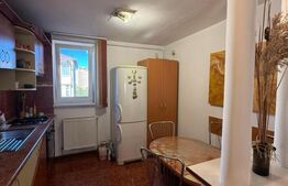 Apartament 4 camere, decomandat, zona piata mica