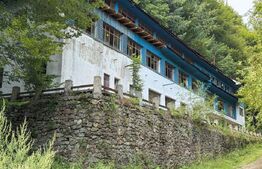 Cladire cu potential turistic, zona Gureni 