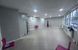 Spatiu comercial de vanzare, 80 mp, zona Debarcader